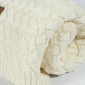 lepre-kocyk-merino-gruby-kremowy-3.jpg