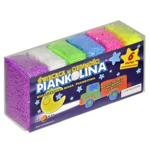 piankolina-swiecaca-w-ciemnosci.jpg