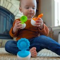 gryzak-wanka-wstanka-dimpl-wobbl-fat-brain-toys-3.jpg