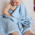 otulacz niebieski z muślinu gots