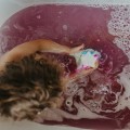 tęczowa musująca kula do kąpieli
