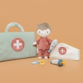 Little-Dutch-zestaw-do-zabawy-z-lalka-doktor-3.jpg