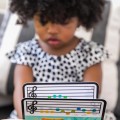 baby-einstein-drewniane-pianinko-magic-touch-piano-8.jpg