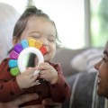 baby-einstein-zabawka-sensoryczna-gryzak-outstanding-opus-4.jpg
