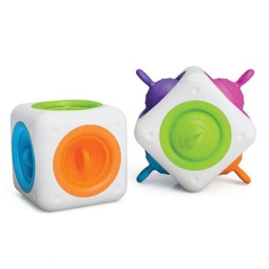 Sensokostka Tugl, Fat Brain Toys