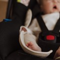 Sleepee-wkladka-antypotowa-do-fotelika-beige-2.jpg
