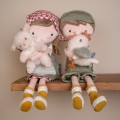 Little-Dutch-lalka-Farmerka-Rosa-z-owieczka-35cm-6.jpg