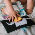 babyono-ksiazeczka-sensoryczna-safari-3.jpg