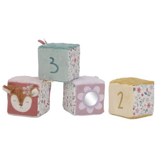 Little-dutch-4-miekkie-kostki-aktywizujace-fairy-garden.jpg