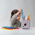taf-toys-pojemnik-z-wyskakujacymi-chusteczkami-5.jpg