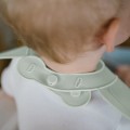 babyono-silikonowy-sliniak-z-regulowanym-zapieciem-mietowy-4.jpg