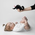 moms-care-dinozaur-kontrastowa-szmatka-szeleszczaca-1.jpg