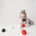 moms-care-pileczki-kontrastowe-sensoryczne-6-sztuk-2.jpg