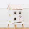 H124-rose-heart-house-on-round-table.jpg