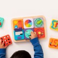 fat-brain-toys-tablica-manipulacyjna-playtab-1.jpg