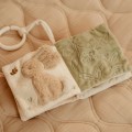 little-dutch-zawieszka-ksiazeczka-aktywizujaca-newborn-naturals-2.jpg