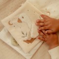 little-dutch-ksiazeczka-aktywizujaca-newborn-naturals-1.jpg