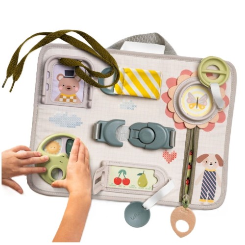 Taf-Toys-Tablica-Aktywnosci-Edukacyjna-a-kuku.jpg
