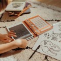 Podswietlany-tablet-do-rysowania-KIDYDRAW-MINI-dinozaury-kidywolf-1.jpg