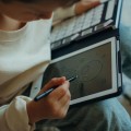 Podswietlany-tablet-do-rysowania-KIDYDRAW-MINI-kosmos-galaxy-kidywolf-1.jpg