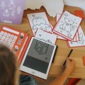 Podswietlany-tablet-do-rysowania-KIDYDRAW-MINI-kawaii-kidywolf-3.jpg
