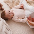 babyono-kocyk-ocieplany-bezowy-1.jpg