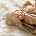 babyono-okrycie-kapielowe-bambusowe-ciemny-bezowy-1.jpg
