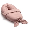 puuki-nest-poduszka-uniwersalna-hebraciana-róża.jpg