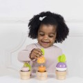 PL121-stacking-veggies-putting-carrot-into-pot.jpg