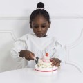 TV329-slicing-wedding-cake-into-seven-parts.jpg