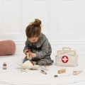 TV349-animal-vet-set-child-using-coordinational-and-imaginative-skills.jpg