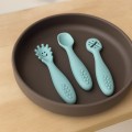 petite-and-mars-zestaw-silikonowych-lyzeczek-do-nauki-jedzenia-frosted-sky-3.jpg