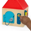 b.toys-domek-manipulacyjny-z-zamknieciami-6.jpg