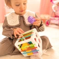 woopie-baby-elastyczna-kostka-sensoryczna-sorter-dla-dzieci-kolorowe-ksztalty-11-el-5.jpg
