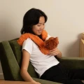 hugimals-orangutan-ollie-pluszak-obciazeniowy-1.jpg