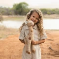 Little-dutch-przytulanka-zyrafa-safari-friends-1.jpg
