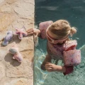 little-dutch-kamizelka-do-nauki-plywania-z-rekawkami-dreamy-mermaid-6.jpg