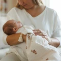 babyono-kocyk-muslinowy-bezowy-3.jpg