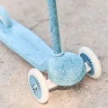 little-dutch-hulajnoga-trojkolowa-blue-2.jpg